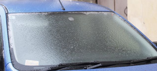 Что делать, если замерзли стекла в автомобиле?